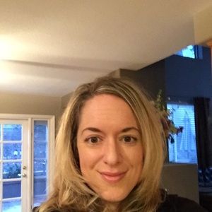 Meet your Posher, Jennifer